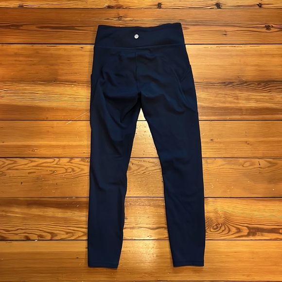 Lululemon Leggings with pockets - Picture 2 of 4